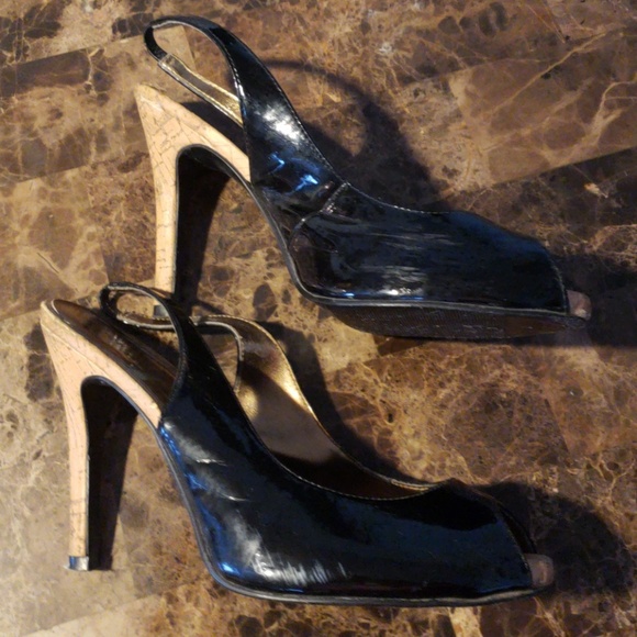 Heels - Picture 2 of 5